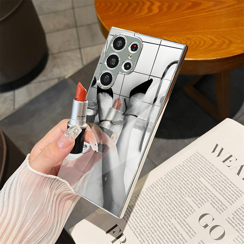 Black White Woman Bathroom Pho - Phone Cases Metal ulasan dan harga